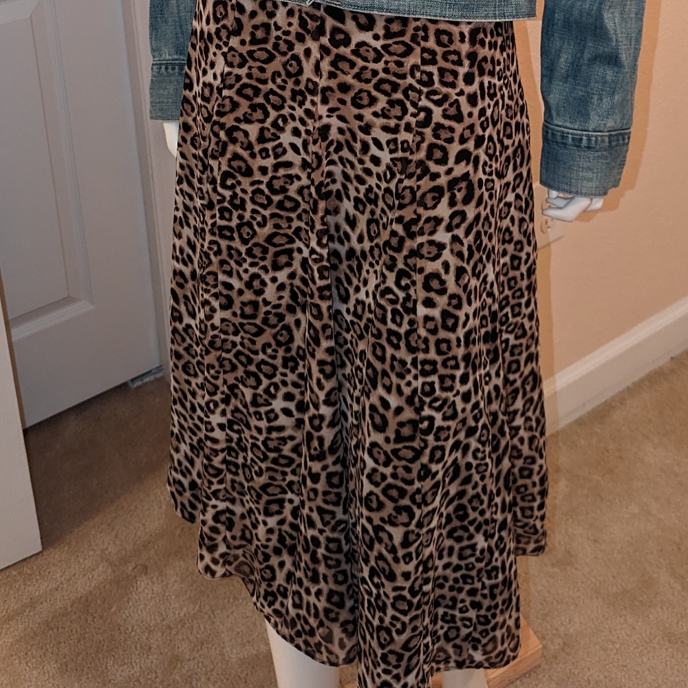 CHICO'S 2.5 leopard print midi skirt